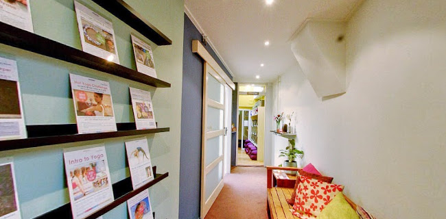 Yoga Moves - Yoga studio