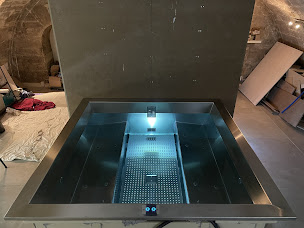 Photo n°8 de Concept Piscines Inox à Espaly-Saint-Marcel (Société de construction de piscine)