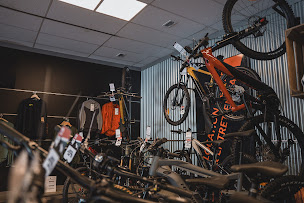 Photo n°19 de LS Lanches Sport - Thonon les Bains - 74 à Thonon-les-Bains (Magasin de vélos d'occasion)