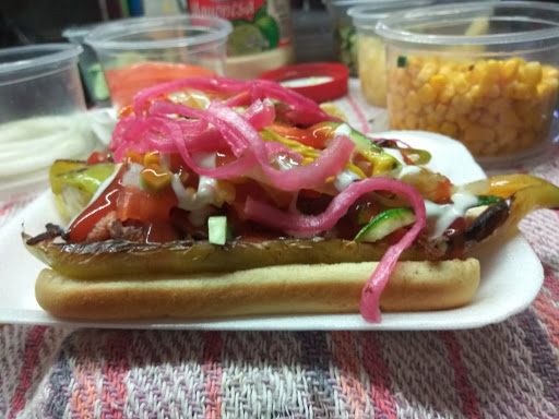 Hot Dogs Sara - Thumbnail