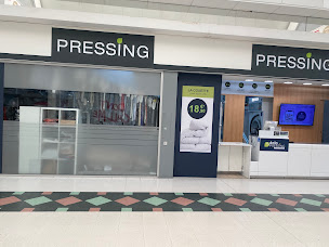 Photo n°1 de Ecla Pressing Paridis Nantes à Nantes (Blanchisserie)