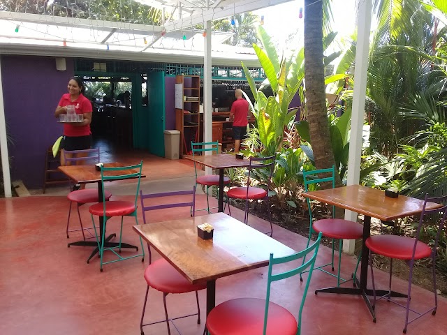 El Patio de Café Milagro