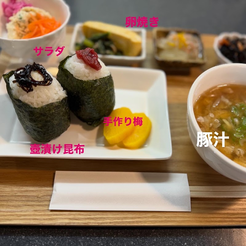 サロンド.カフェ すみれ