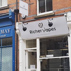 Richer Vapes York york