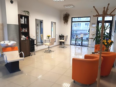 Salon Fryzjerski Fryzjer Uslugi Fryzjerskie Katarzyna Stenka Powiat Gdanski Pomerania 48 533 331 054