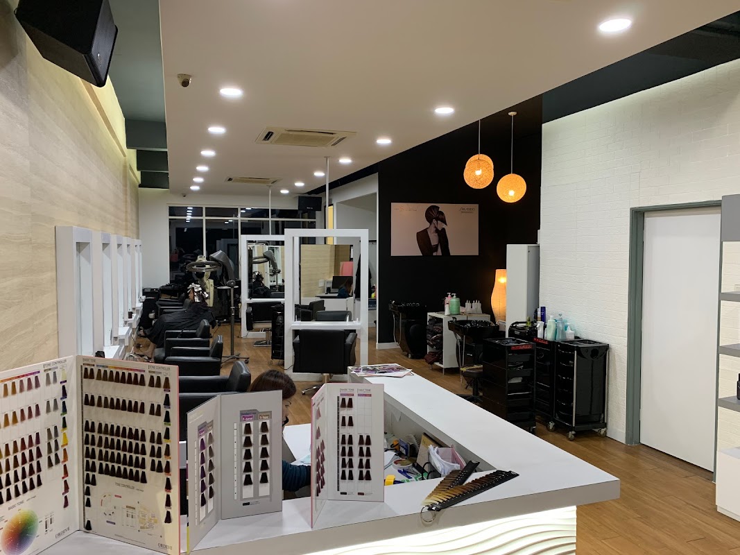Label S Seventeen 17 Saloon - Sri Petaling — hair salon in Kuala Lumpur