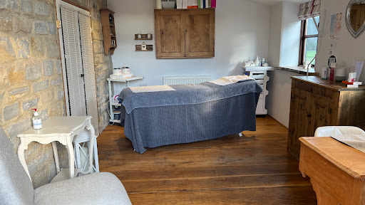 Louise's Health and Beauty