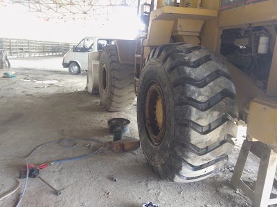 Photos of Acioglu oto lastik Kaynak Yol Yardim