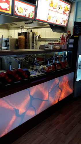 Rezensionen über Tribschen Kebab & Pizzahaus in Luzern - Restaurant