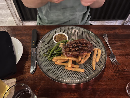 Rare Bar and Grill - Thumbnail