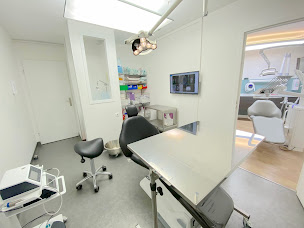 Photo n°15 de Docteur Sophie Malys à Rueil-Malmaison (Parodontiste)