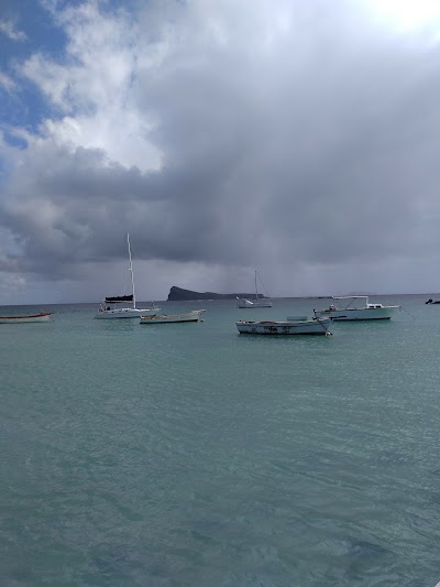 Photos of 红顶教堂