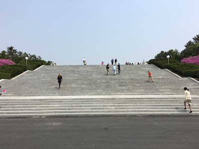 Photos of 대성산혁명열사릉