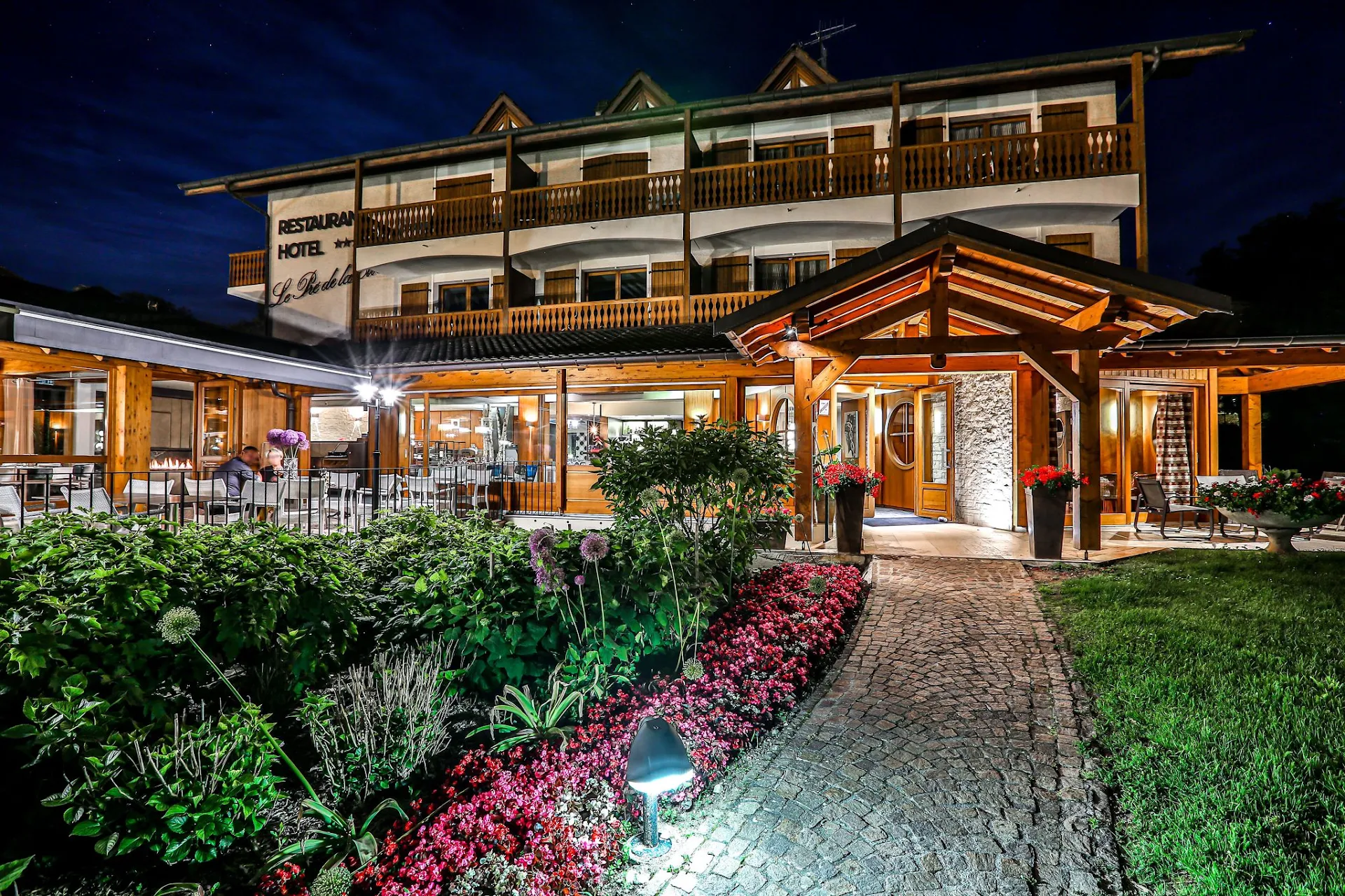 Le Pré de la Cure - Hôtel Restaurant