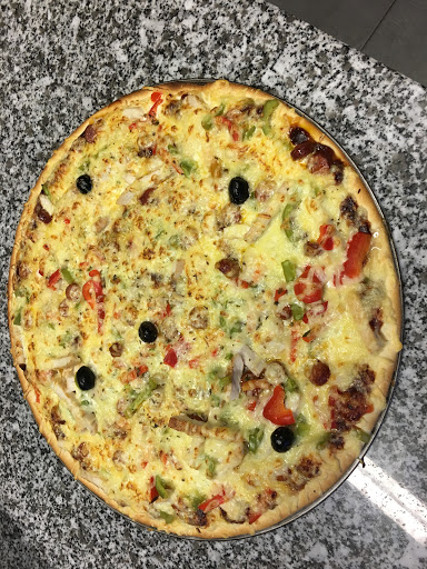 Photo 1 - Pizza Vaness Saint Paul