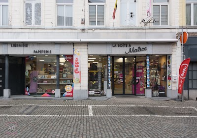 Photos of La Boite &agrave; Malice Calipage
