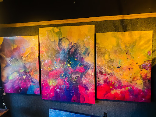 MAUI ART GALLERY - Thumbnail