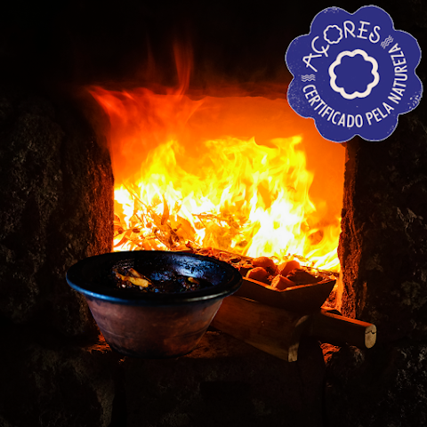 Restaurante Tradicional e Típico Quinta do Martelo - a Tasca, a Mercearia, a Taberna, o Botequim, a Casa de Pasto by null