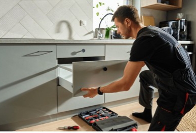 Carpenter service Ajman - صورة 4