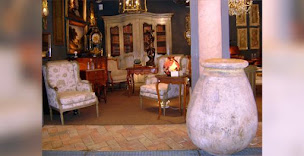 Photo n°25 de ANTIQUAIRE : Alric Antiquités - VAR - Toulon - Cannes - Fréjus à Villecroze (Service de débarras de maison)