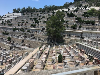 Photos of Holy Cross Catholic Cemetery