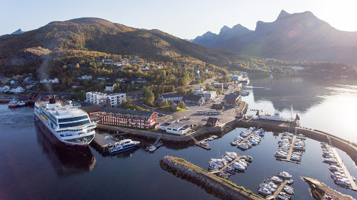 Ørnes Hotell AS