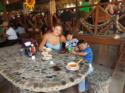 Photos of Marea Roja El Rancho