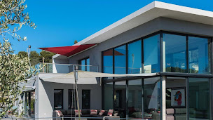 Photo n°1 de FMA Fabrication Menuiserie Alu à Saint-Raphaël (Menuisier)