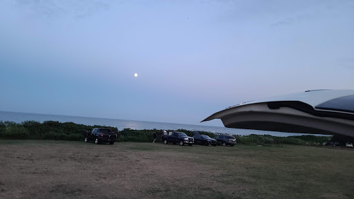 Scarborough State Beach Parking Gallery - United States