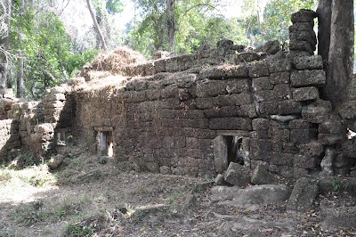 Photos of Kraol Romeas Temple