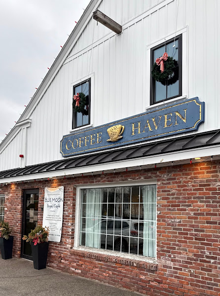 Coffee Haven by Blue Moon Bagel Cafe — photo