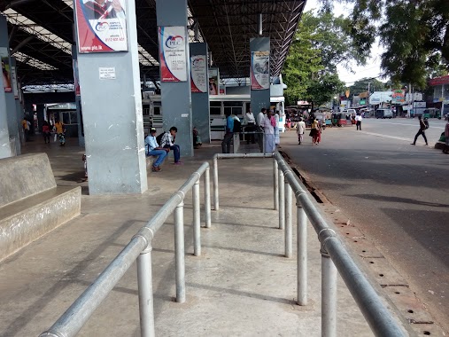 Madawachchiya Bus Stand, Author: Rinaf Mohamed