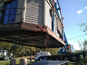 Photo n°3 de Toue cabanée (péniche insolite) à Saumur (Chambre d'hôtes)