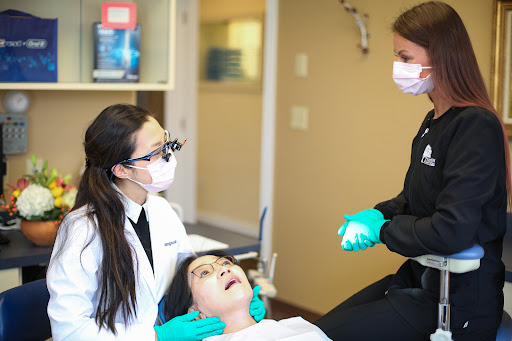 Thompson Family Dental at Nora - Thumbnail