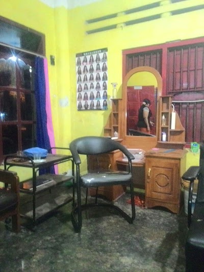 Photos of HANDAYANI Fashion, Hair & Beauty Salon