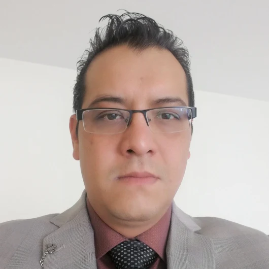 Dr. Ussiel Prado Anaya, Cirujano general photo