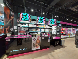 Photo n°1 de La Boutique du Coiffeur à La Couronne (Boutique de santé et beauté)