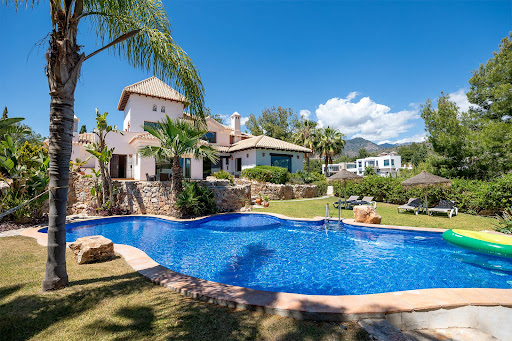 PLAZA ESTATES - Thumbnail