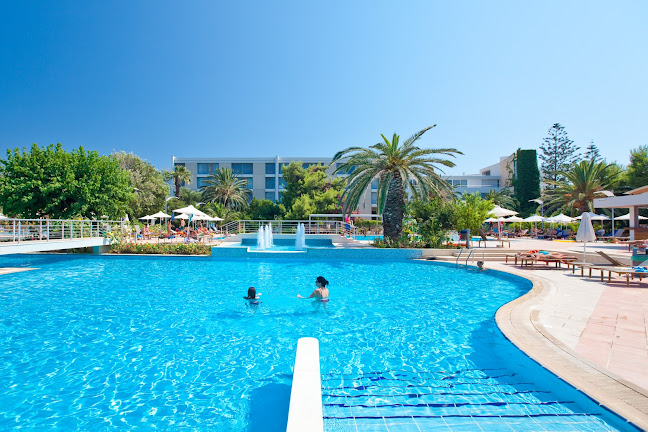 Caravia Beach Hotel - Δίκαιο