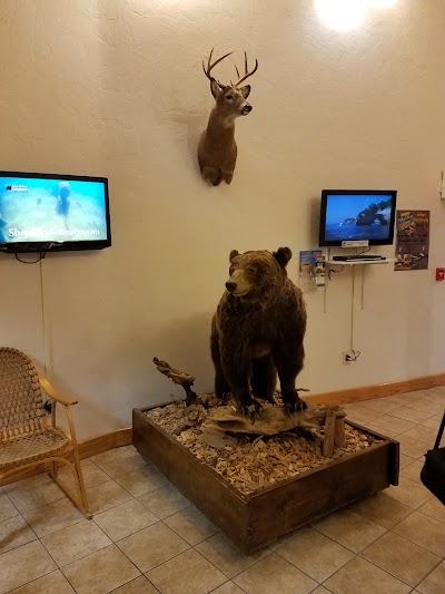 Photos of Pictured Rocks Inn & Suites