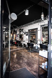 Photo n°1 de Le Zoom à La Rochelle (Salon de coiffure)