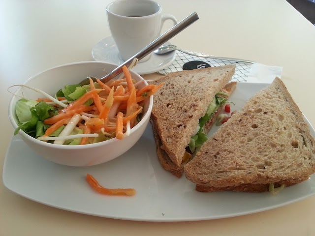 Fresh Kitchen