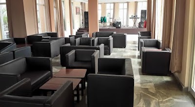 Photos of Golden Tulip Warri Airport