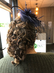 Photo n°9 de ZAËNA COIFFURE à Montval-sur-Loir (Barbier)