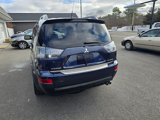 Joe Dels Auto Body & Collision - Thumbnail