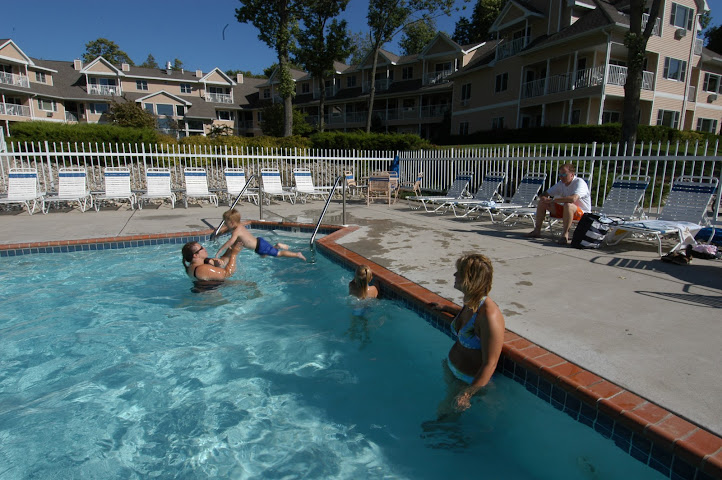 Westwood Shores Waterfront Resort by null