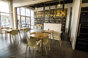 Photo n°1 de Sushi by Les Caves Gourmandes (restaurant et caviste) à Gignac (Caviste)