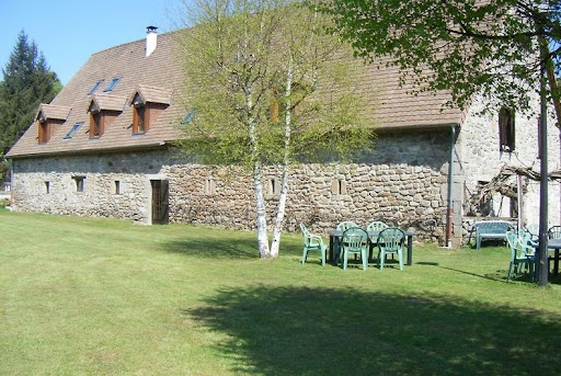 Photo de La tanière à Champs-sur-Tarentaine (15270)