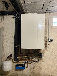 Photo n°5 de SL2A Plomberie Chauffage Pompe à Chaleur à Melun (Fournisseur d'équipements pour l'adoucissement de l'eau)