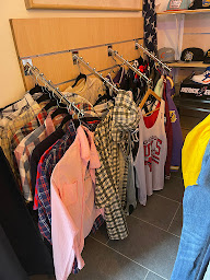 Photo n°6 de J&I American vintage à Barbazan (Magasin de vêtements vintage)